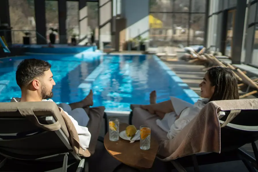 Schwimm- & Wellnessanlage